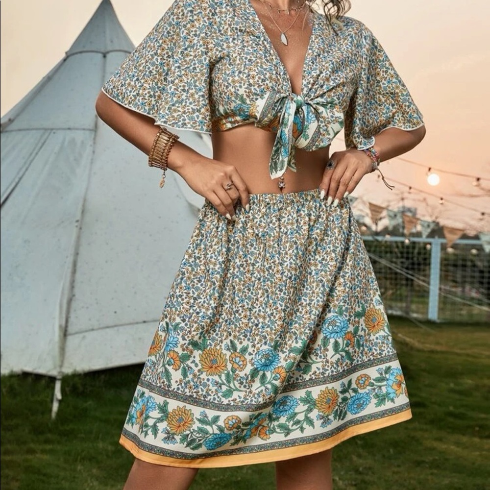 Two piece boho skirt and crop top - Picture 5 of 9